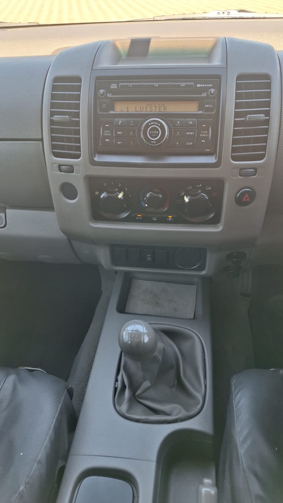 Nissan 8